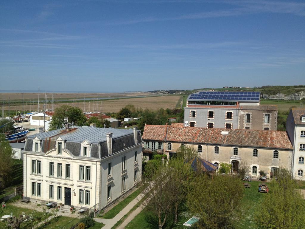 فندق Le Domaine Du Meunier Mortagne-sur-Gironde المظهر الخارجي الصورة