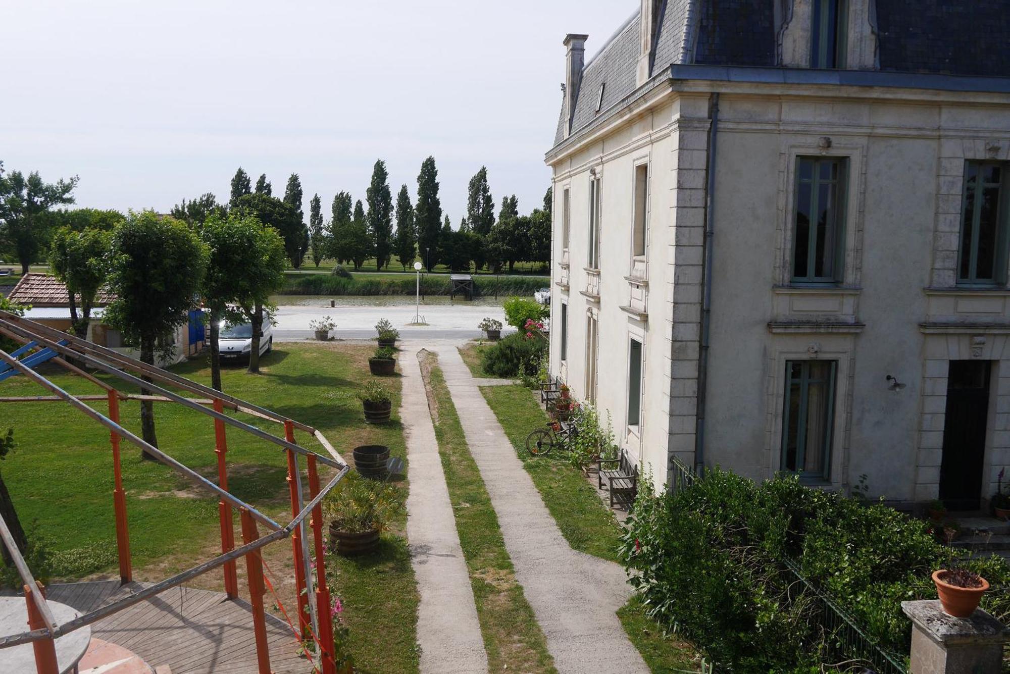 فندق Le Domaine Du Meunier Mortagne-sur-Gironde الغرفة الصورة